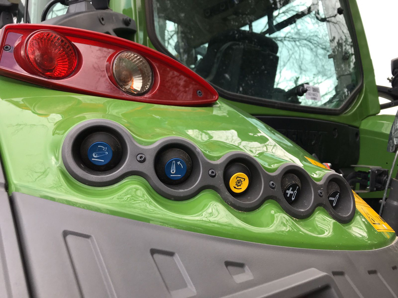 Farm tractor FENDT 514 Vario S4 ProfiPlus: picture 18