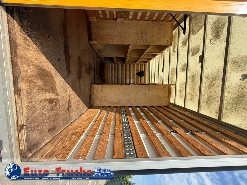 Box van Volkswagen Crafter only export: picture 13