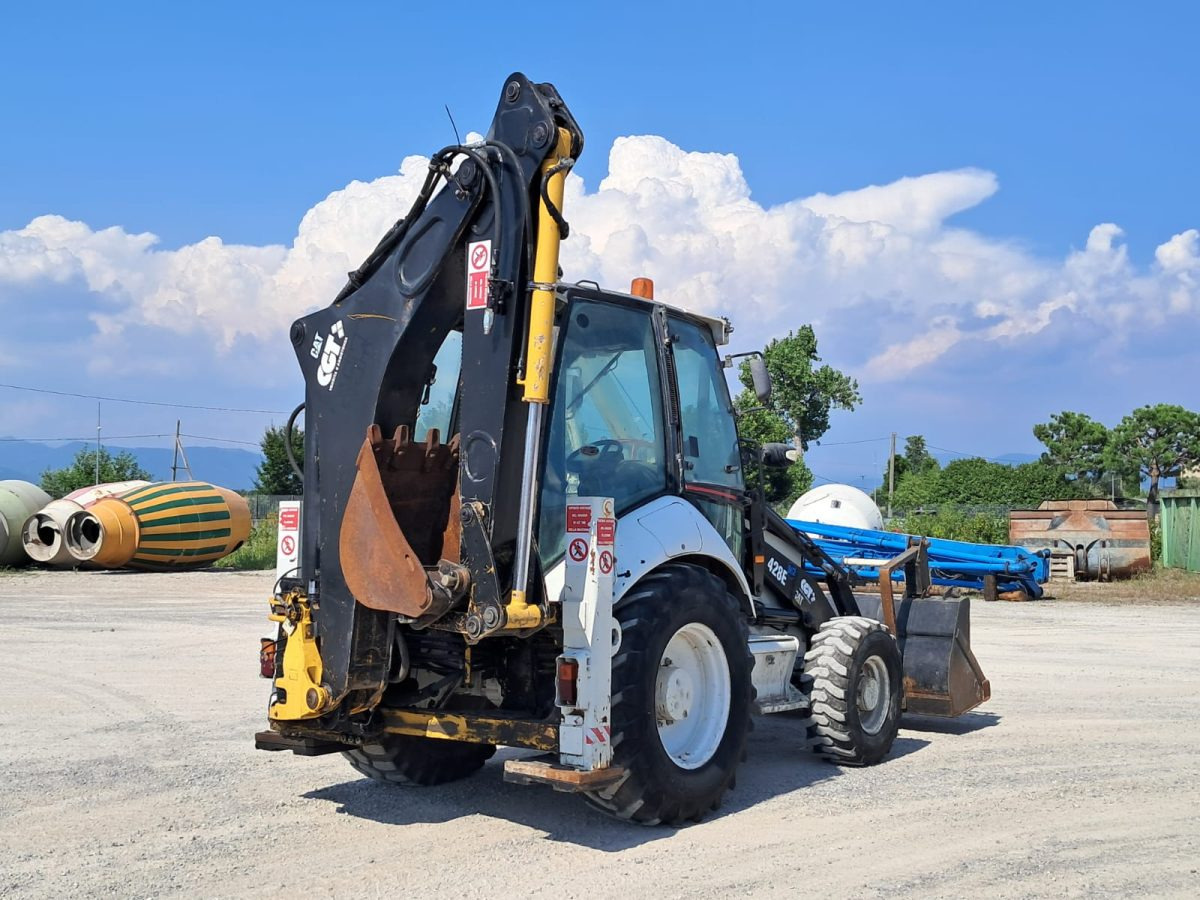 CATERPILLAR 428E - Backhoe loader: picture 5 CATERPILLAR 428E - Backhoe loader: picture 5
