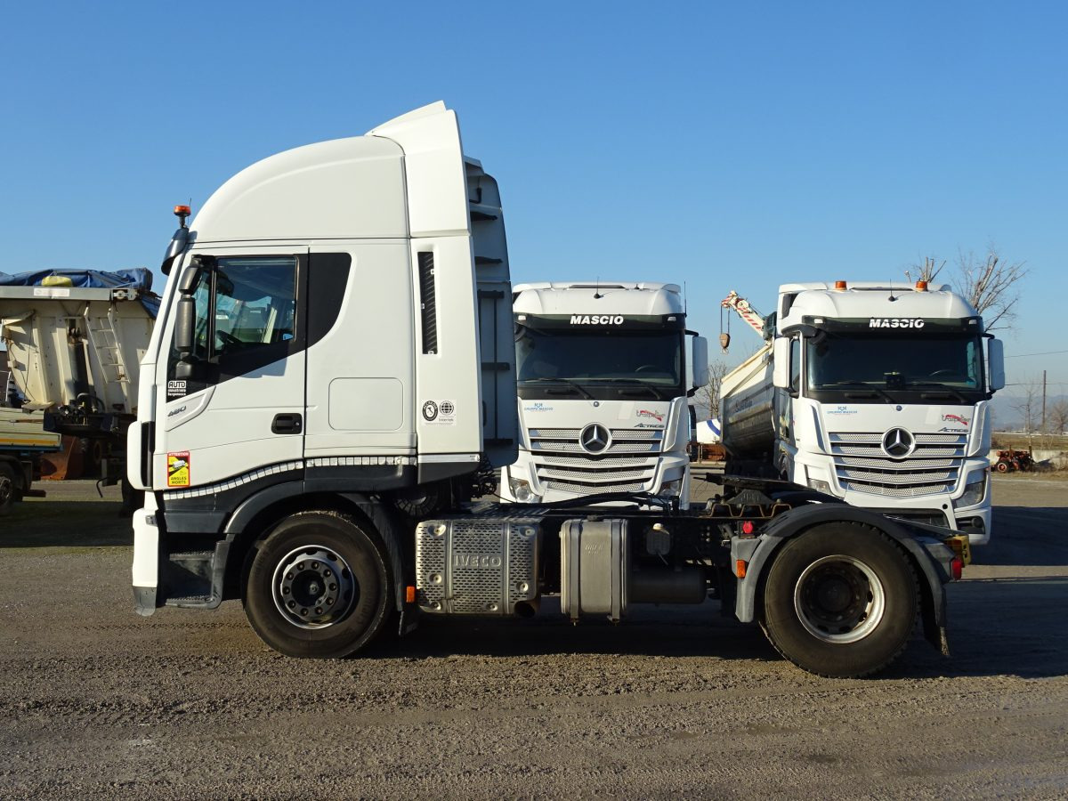 IVECO STRALIS 450 - Tractor unit: picture 2 IVECO STRALIS 450 - Tractor unit: picture 2