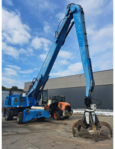 Fuchs MHL360D with low hour engine + grapple - Waste/ Industry handler: picture 3 Fuchs MHL360D with low hour engine + grapple - Waste/ Industry handler: picture 3