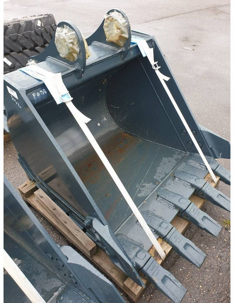 Hyundai Excavator digging bucket 140, 61K4-30101 - Bucket for Construction machinery: picture 5 Hyundai Excavator digging bucket 140, 61K4-30101 - Bucket for Construction machinery: picture 5