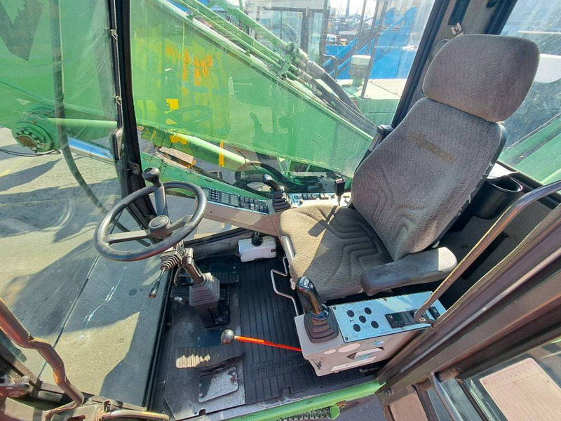 Sennebogen 825 M - Waste/ Industry handler: picture 5 Sennebogen 825 M - Waste/ Industry handler: picture 5