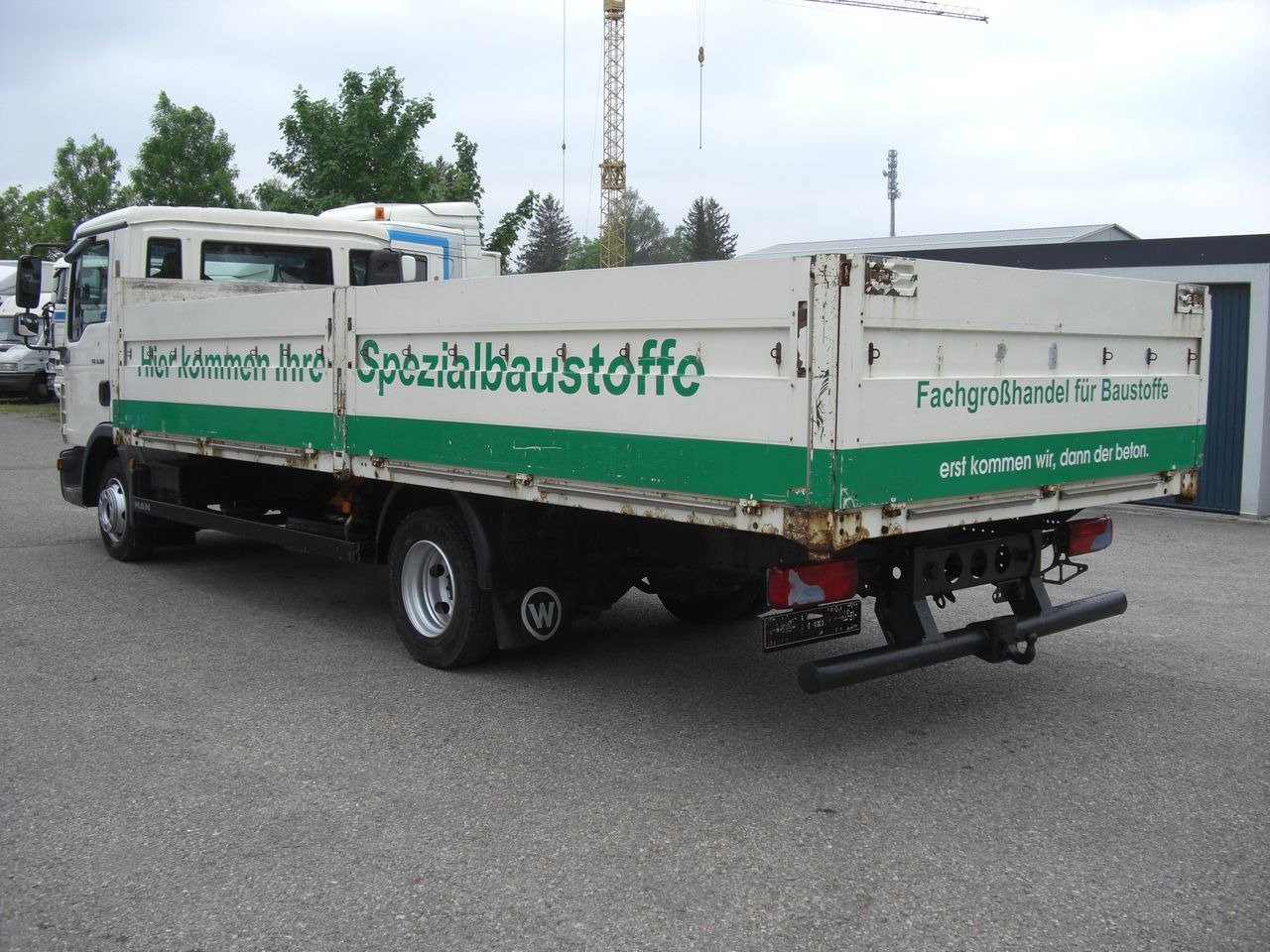 MAN 8180L - Dropside/ Flatbed truck: picture 4 MAN 8180L - Dropside/ Flatbed truck: picture 4