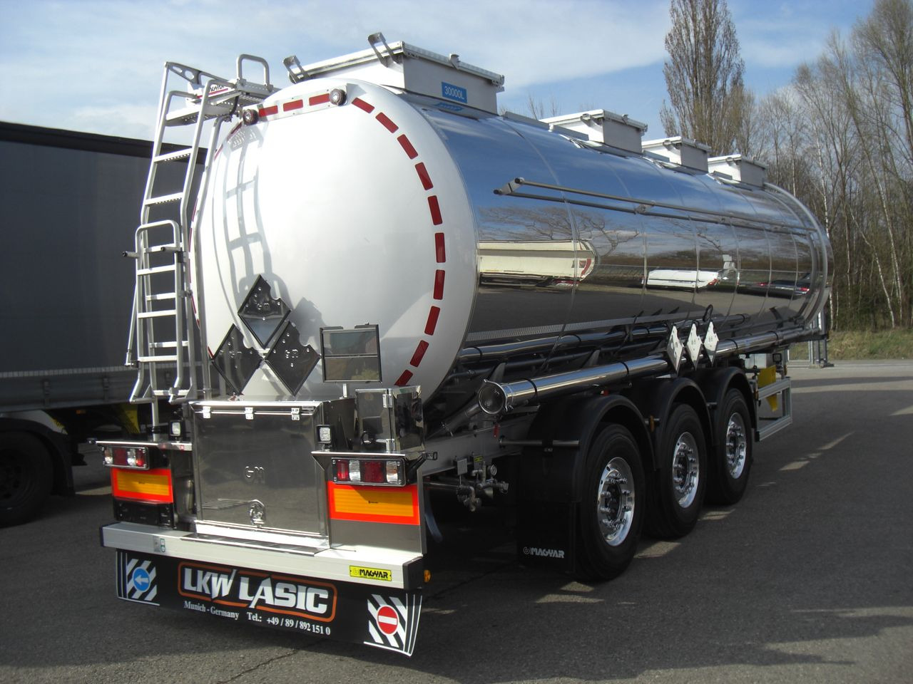 Magyar SRMAD/1KAMMER/CHEMIE - Tank semi-trailer: picture 3 Magyar SRMAD/1KAMMER/CHEMIE - Tank semi-trailer: picture 3