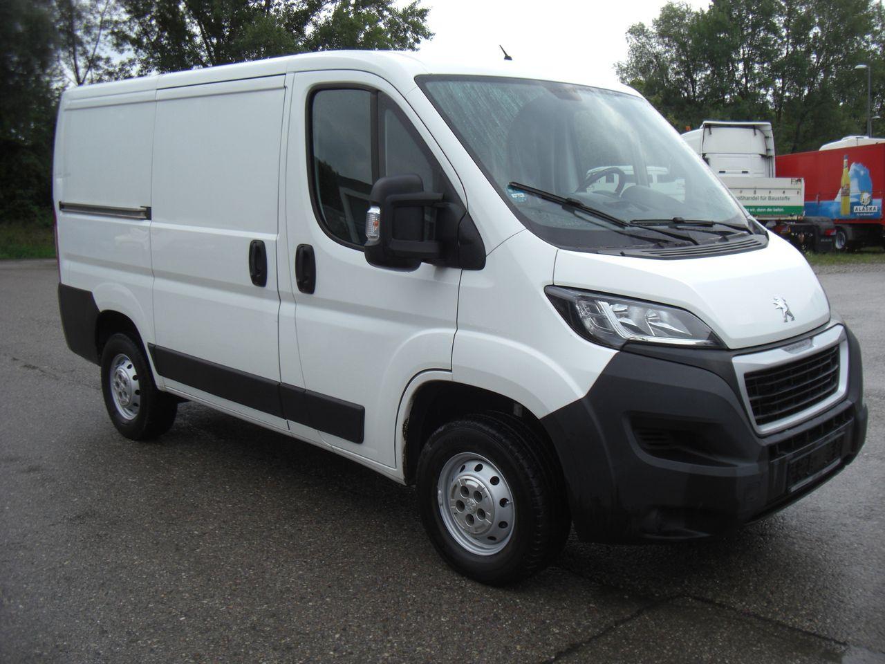 Peugeot BOXER 2,0 KURZ/NIEDRIG - Small van: picture 2 Peugeot BOXER 2,0 KURZ/NIEDRIG - Small van: picture 2