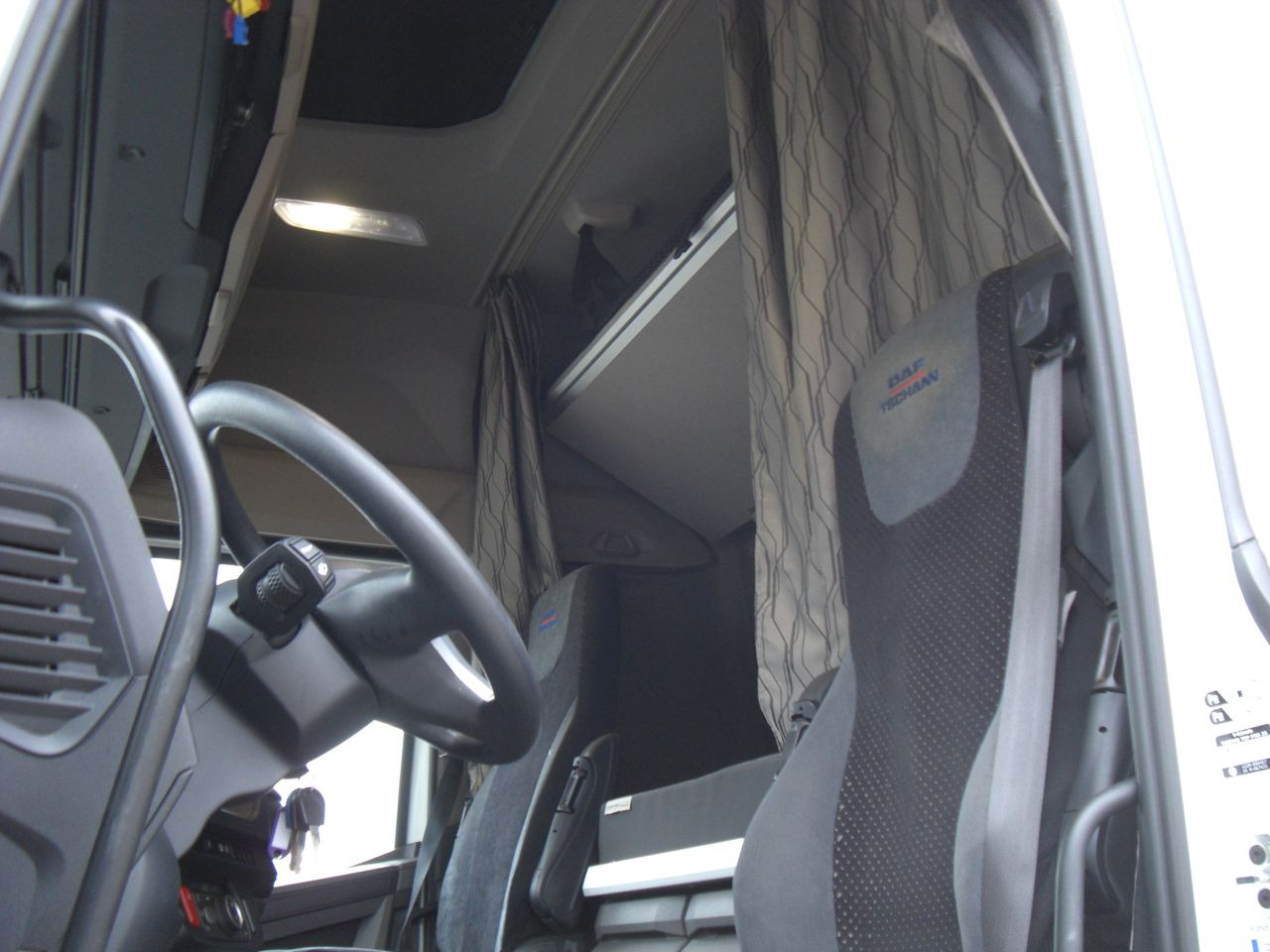 Tractor unit DAF XF480FT: picture 9 Tractor unit DAF XF480FT: picture 9