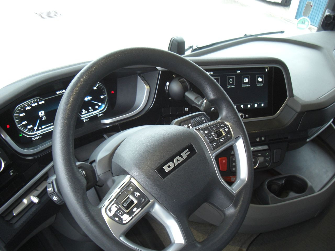 Tractor unit DAF XF480FT: picture 11 Tractor unit DAF XF480FT: picture 11