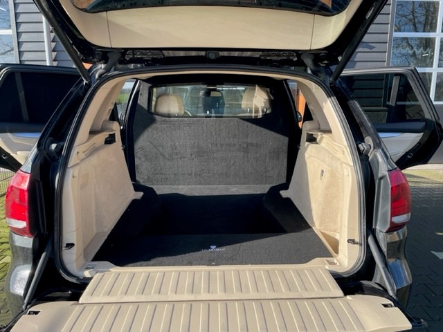 SUV BMW X5 XDRIVE 30d: picture 9