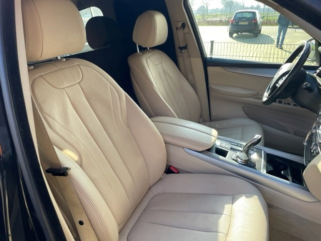 SUV BMW X5 XDRIVE 30d: picture 15