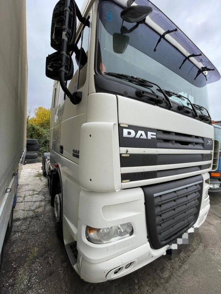 DAF XF 105 - Tractor unit: picture 2 DAF XF 105 - Tractor unit: picture 2