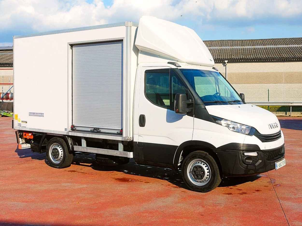 Iveco 35S14 DAILY ISOTHERMKOFFER LADEBORDWAND luft fed - Refrigerated van: picture 2 Iveco 35S14 DAILY ISOTHERMKOFFER LADEBORDWAND luft fed - Refrigerated van: picture 2
