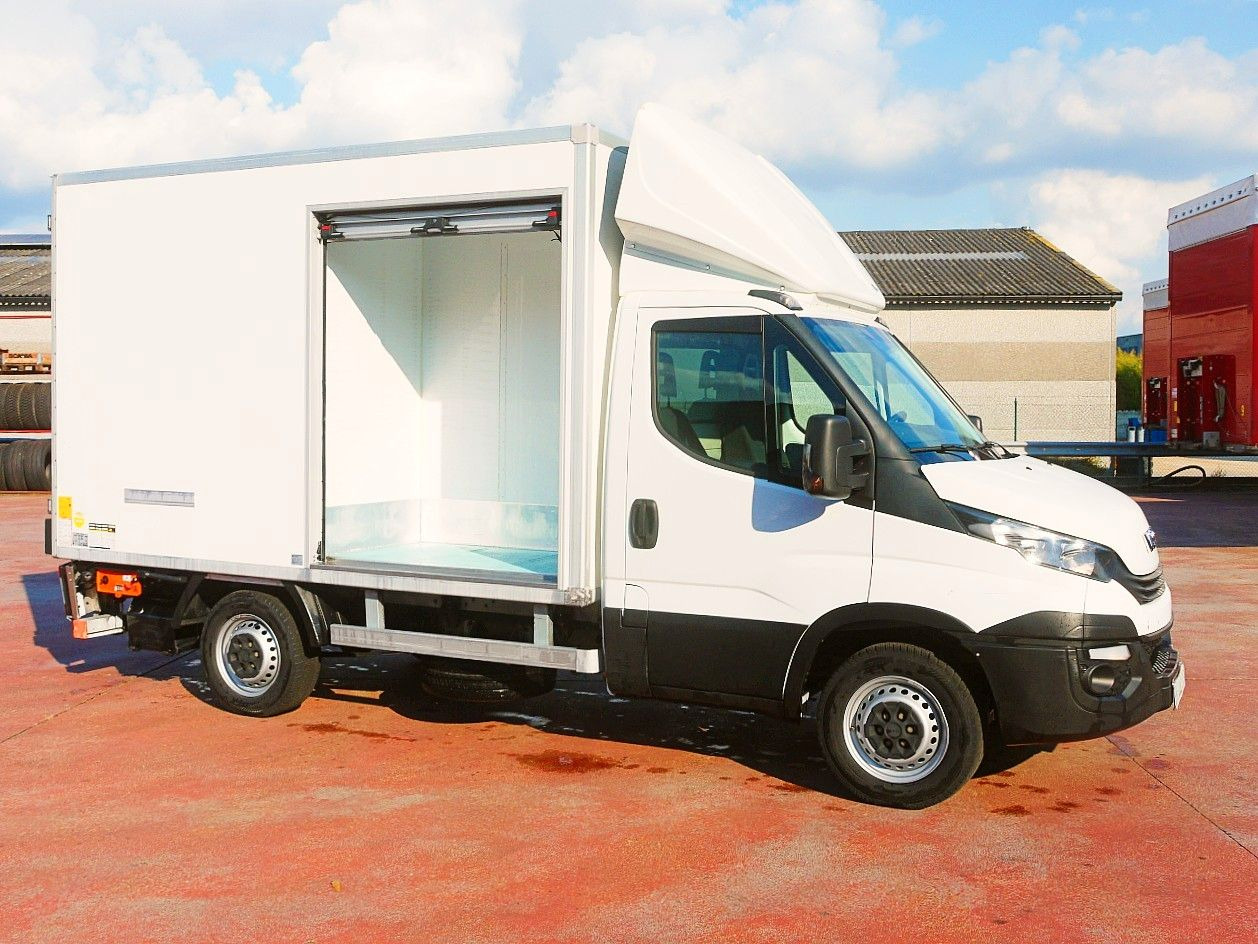 Iveco 35S14 DAILY ISOTHERMKOFFER LADEBORDWAND luft fed - Refrigerated van: picture 3 Iveco 35S14 DAILY ISOTHERMKOFFER LADEBORDWAND luft fed - Refrigerated van: picture 3