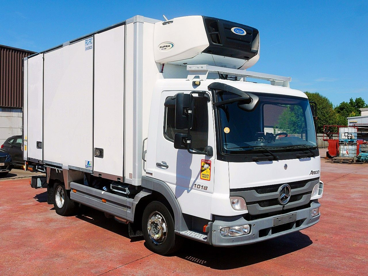 Mercedes-Benz 1018 ATEGO KUHLKOFFER CARRIER SUPRA 850 MT - Refrigerator truck: picture 2 Mercedes-Benz 1018 ATEGO KUHLKOFFER CARRIER SUPRA 850 MT - Refrigerator truck: picture 2