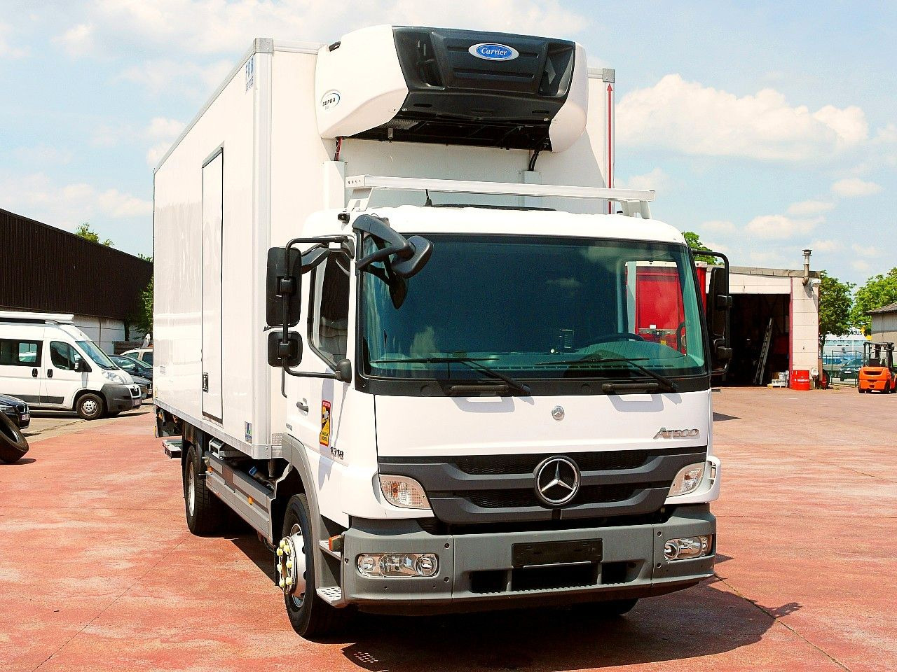 Mercedes-Benz 1318 ATEGO FLEISH KUHLKOFFER CARRIER SUPRA 750 - Refrigerator truck: picture 1 Mercedes-Benz 1318 ATEGO FLEISH KUHLKOFFER CARRIER SUPRA 750 - Refrigerator truck: picture 1
