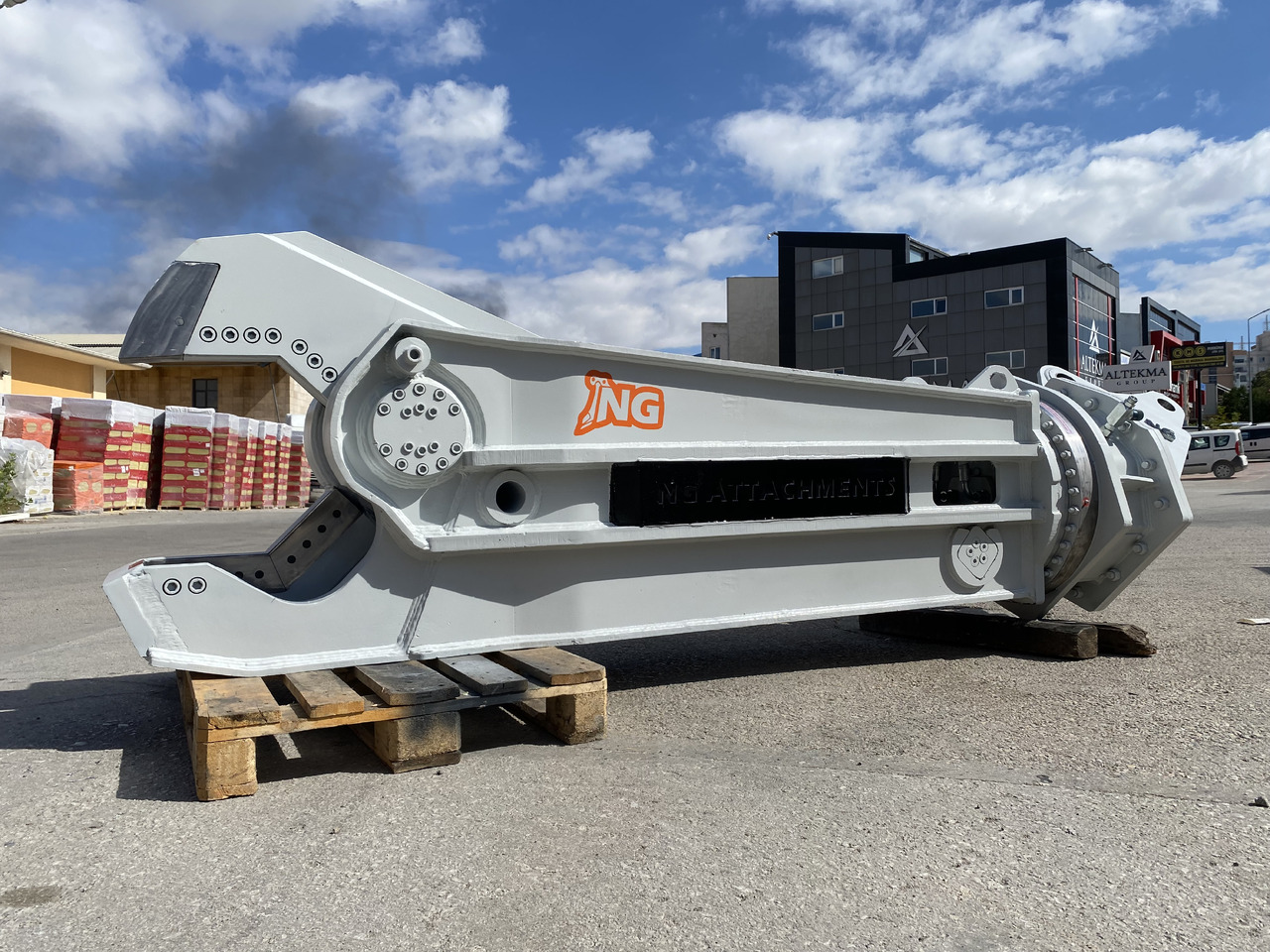 HYDRAULIC SCRAP METAL SHEARS - NG ATTACHMENTS - Hydraulic hammer for Excavator: picture 3 HYDRAULIC SCRAP METAL SHEARS - NG ATTACHMENTS - Hydraulic hammer for Excavator: picture 3