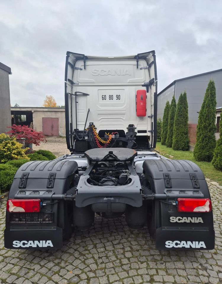 Scania R450 - Tractor unit: picture 5 Scania R450 - Tractor unit: picture 5