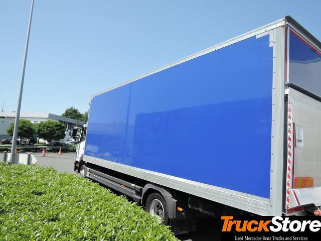Mercedes-Benz Atego 1218 L - Box truck: picture 5 Mercedes-Benz Atego 1218 L - Box truck: picture 5