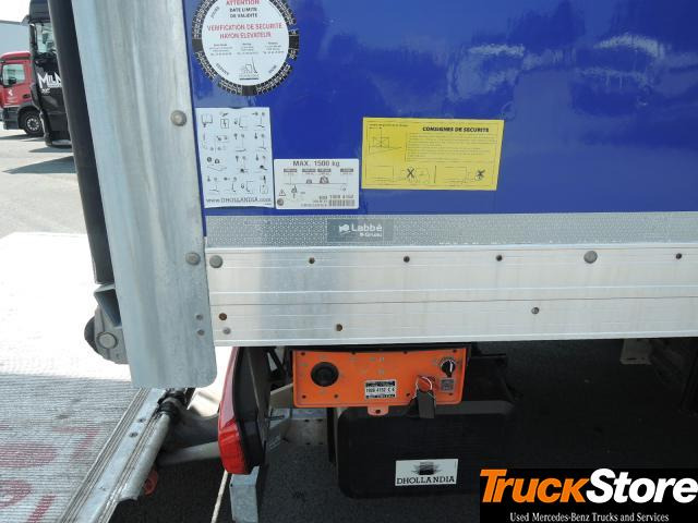 Mercedes-Benz Atego 1218 L - Box truck: picture 2 Mercedes-Benz Atego 1218 L - Box truck: picture 2