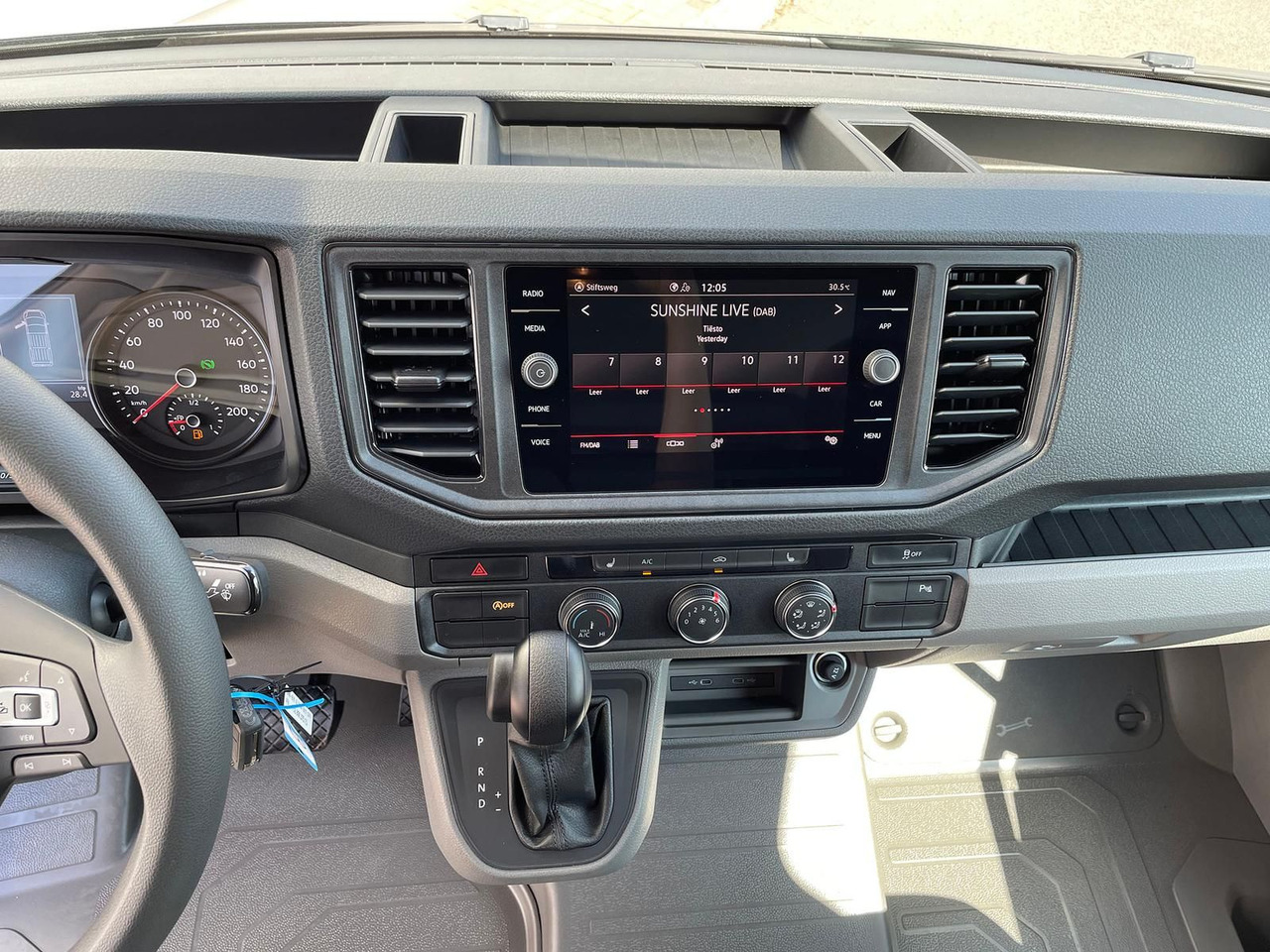 Passenger van MAN TGE 3.180 L3H2 MIXTO AUTOM. LED NAVI TEMP AHK: picture 22