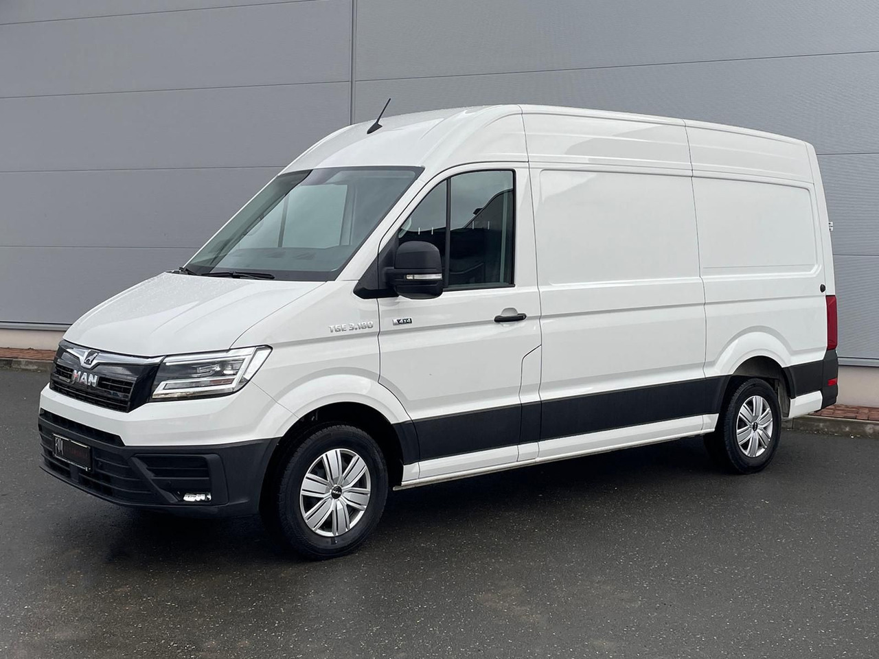 MAN TGE 3.180 L3H3 Kasten 4x4 AUTOM DIFF AHK TEMP - Car: picture 1 MAN TGE 3.180 L3H3 Kasten 4x4 AUTOM DIFF AHK TEMP - Car: picture 1