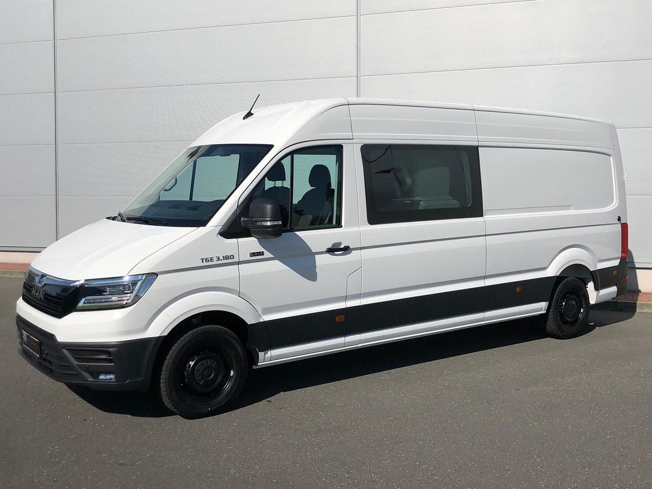 Car MAN TGE 3.180 L4H3 4x4 MIXTO LED STANDHZ TEMP DIFF: picture 1