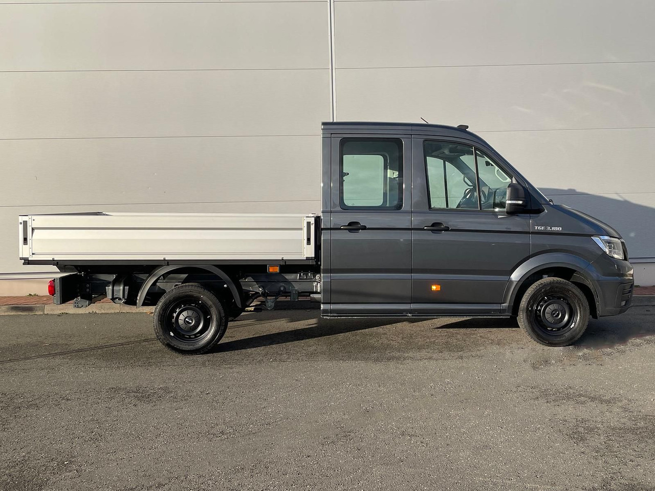 MAN TGE 3.180 Pritsche DOKA MR STANDHZ AHK KAMERA - Flatbed van, Combi van: picture 5 MAN TGE 3.180 Pritsche DOKA MR STANDHZ AHK KAMERA - Flatbed van, Combi van: picture 5