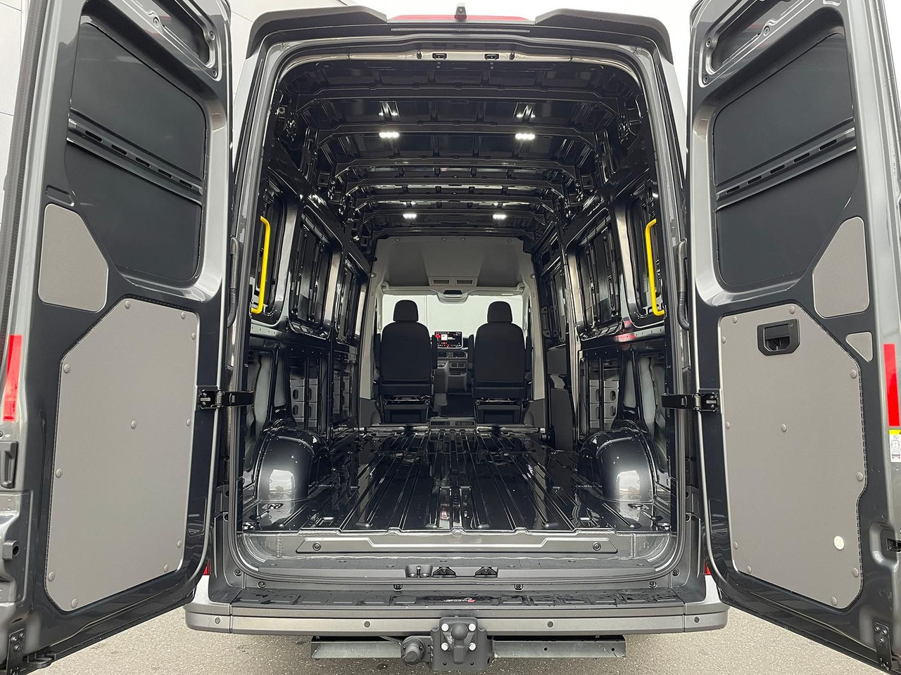 Panel van MAN TGE 3.200 L4H3 Kasten 4x4 Individual S ACC STHZ: picture 35 Panel van MAN TGE 3.200 L4H3 Kasten 4x4 Individual S ACC STHZ: picture 35