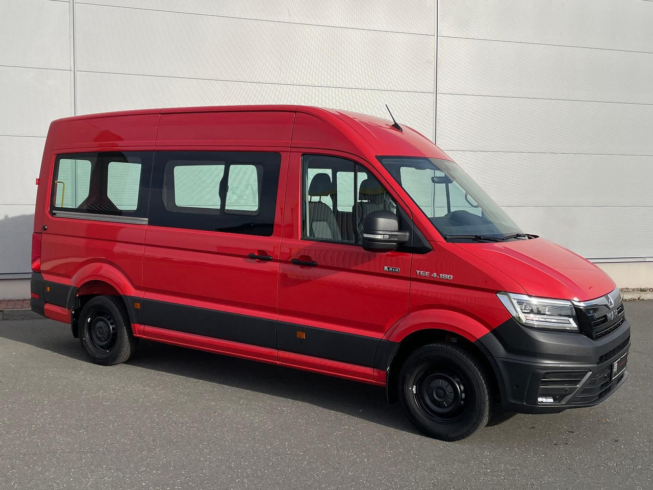 MAN TGE 3.180 L3H3 4x4 FEUERWEHR LED TEMPOMAT - Van: picture 2 MAN TGE 3.180 L3H3 4x4 FEUERWEHR LED TEMPOMAT - Van: picture 2