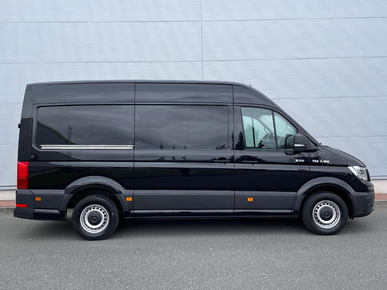 MAN TGE 3.180 L3H3 Kasten 4x4 AUTOM DIFF AHK ACC NAV - Van: picture 5 MAN TGE 3.180 L3H3 Kasten 4x4 AUTOM DIFF AHK ACC NAV - Van: picture 5