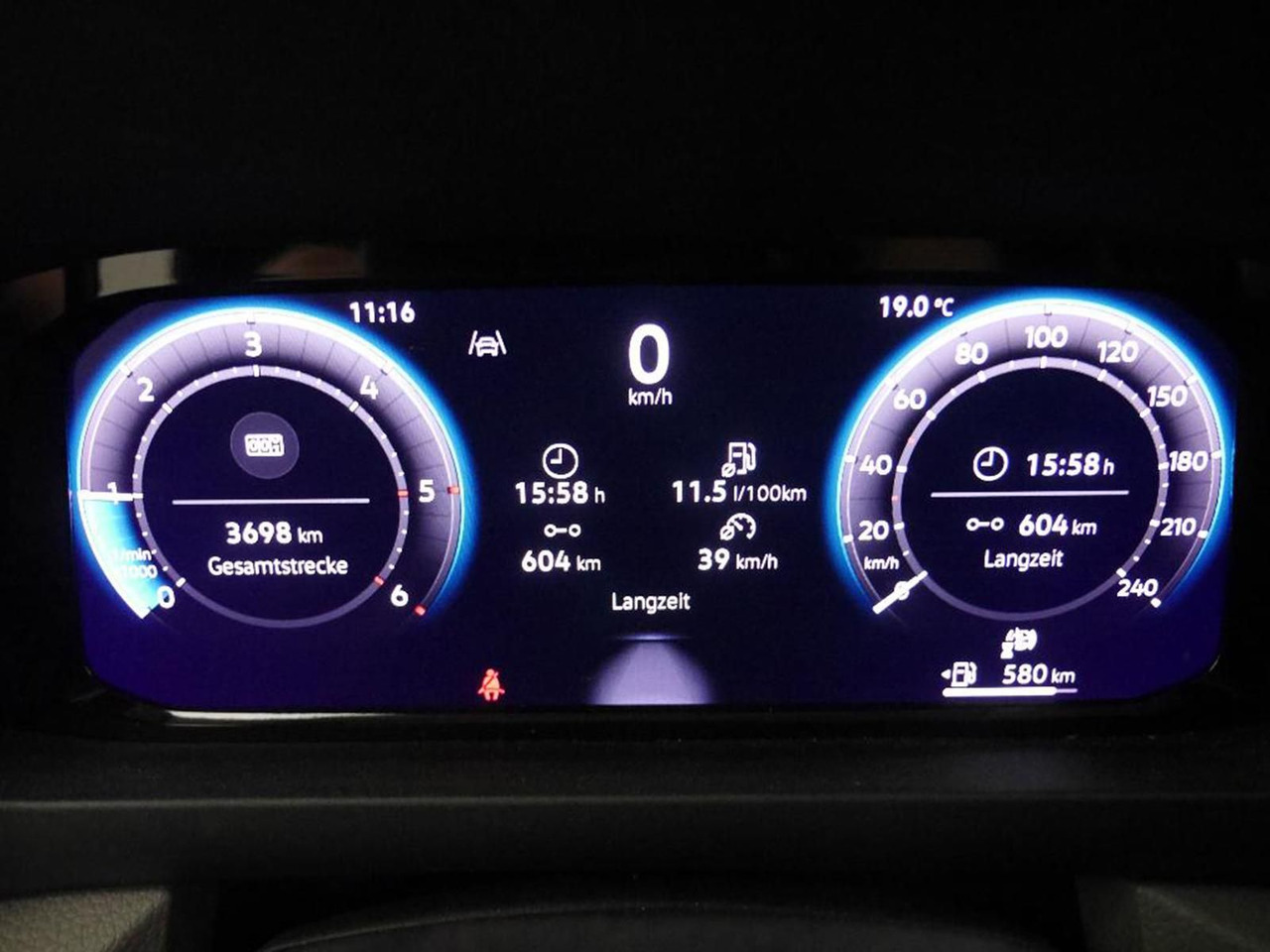 Volkswagen Crafter Kasten 35 L4H3 PDC DAB KAMERA KLIMA MFL - Passenger van: picture 3 Volkswagen Crafter Kasten 35 L4H3 PDC DAB KAMERA KLIMA MFL - Passenger van: picture 3