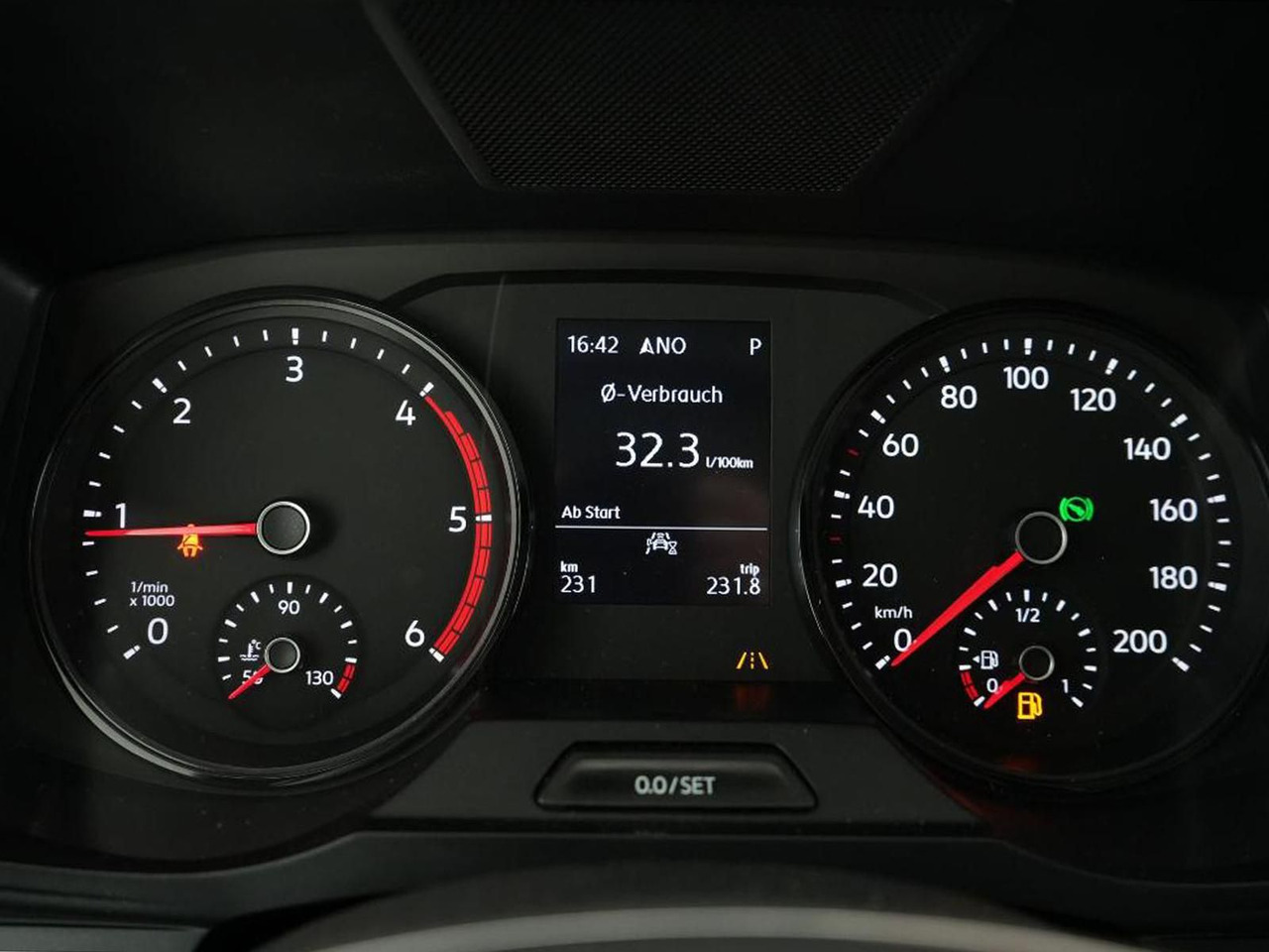 Volkswagen Crafter MIXTO 35 L3H3 Autom NAV SITZH ACC 5SITZE - Panel van, Combi van: picture 5 Volkswagen Crafter MIXTO 35 L3H3 Autom NAV SITZH ACC 5SITZE - Panel van, Combi van: picture 5