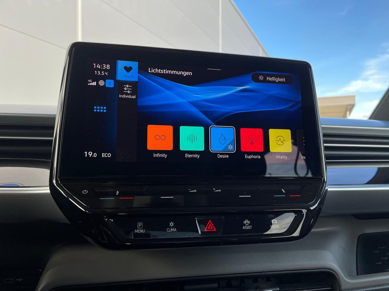 Passenger van, Electric van Volkswagen ID.Buzz KW Fahrwerk LM Felgen KLIMA PDC ACC DAB: picture 22 Passenger van, Electric van Volkswagen ID.Buzz KW Fahrwerk LM Felgen KLIMA PDC ACC DAB: picture 22