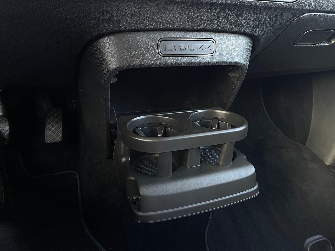 Passenger van, Electric van Volkswagen ID.Buzz KW Fahrwerk LM Felgen KLIMA PDC ACC DAB: picture 40 Passenger van, Electric van Volkswagen ID.Buzz KW Fahrwerk LM Felgen KLIMA PDC ACC DAB: picture 40