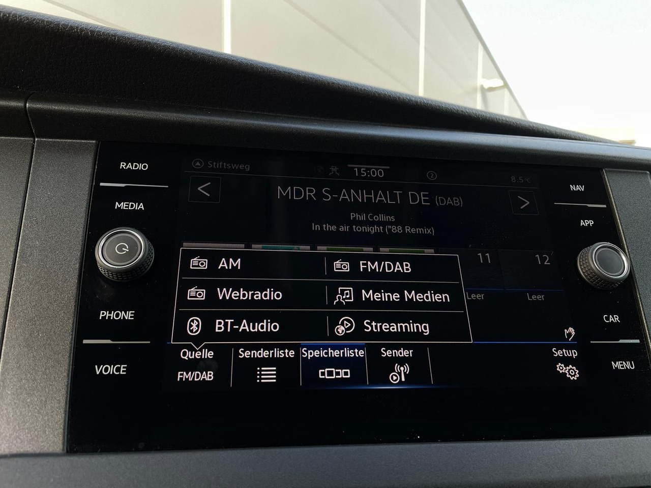 Passenger van Volkswagen T6.1 Caravelle Comfortline NAV LED TEMP DAB PDC: picture 25