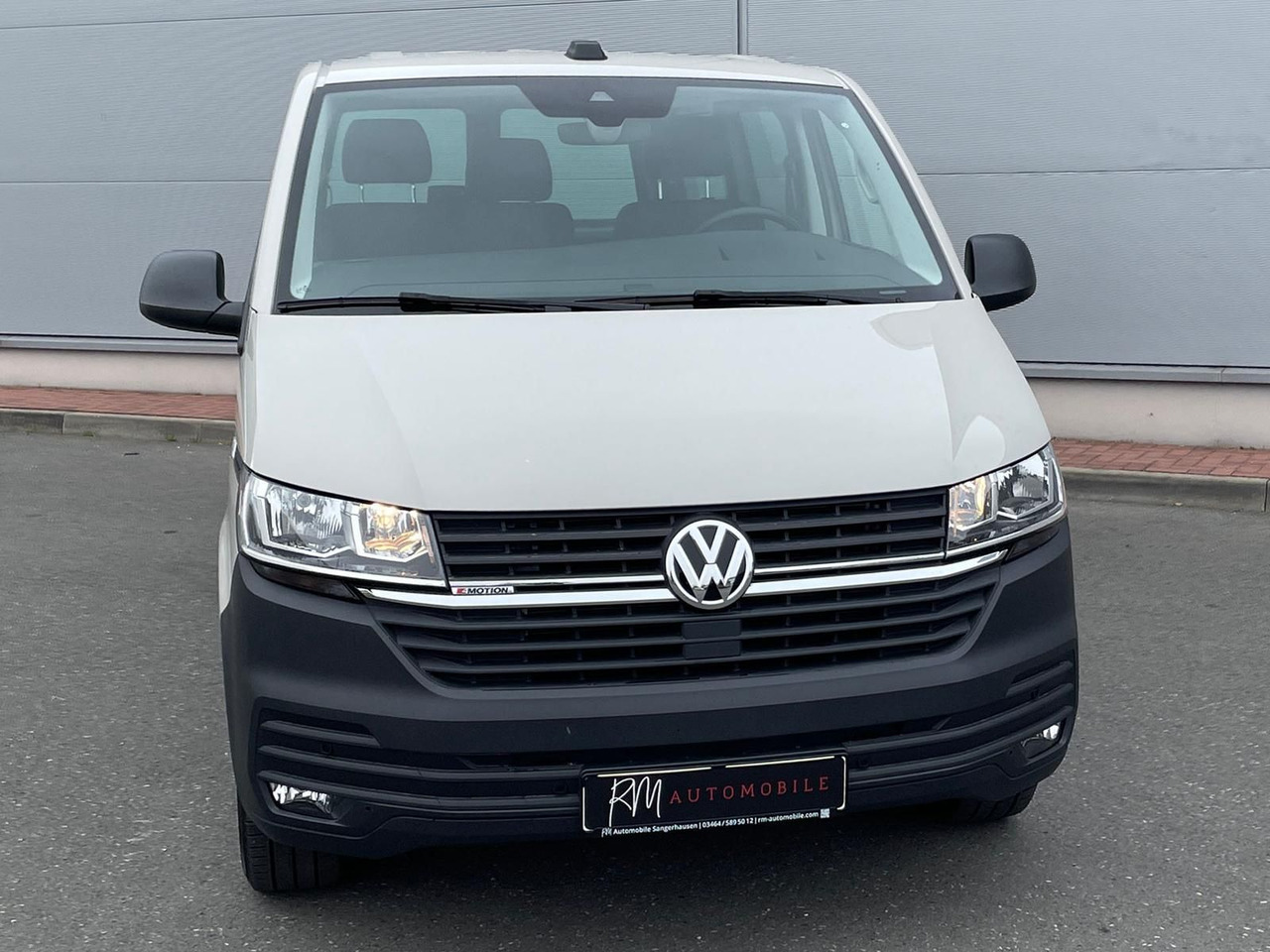 Volkswagen T6.1 Transporter 2.0 TDI lang 4MOTION SITZHZ NAV - Panel van: picture 3 Volkswagen T6.1 Transporter 2.0 TDI lang 4MOTION SITZHZ NAV - Panel van: picture 3