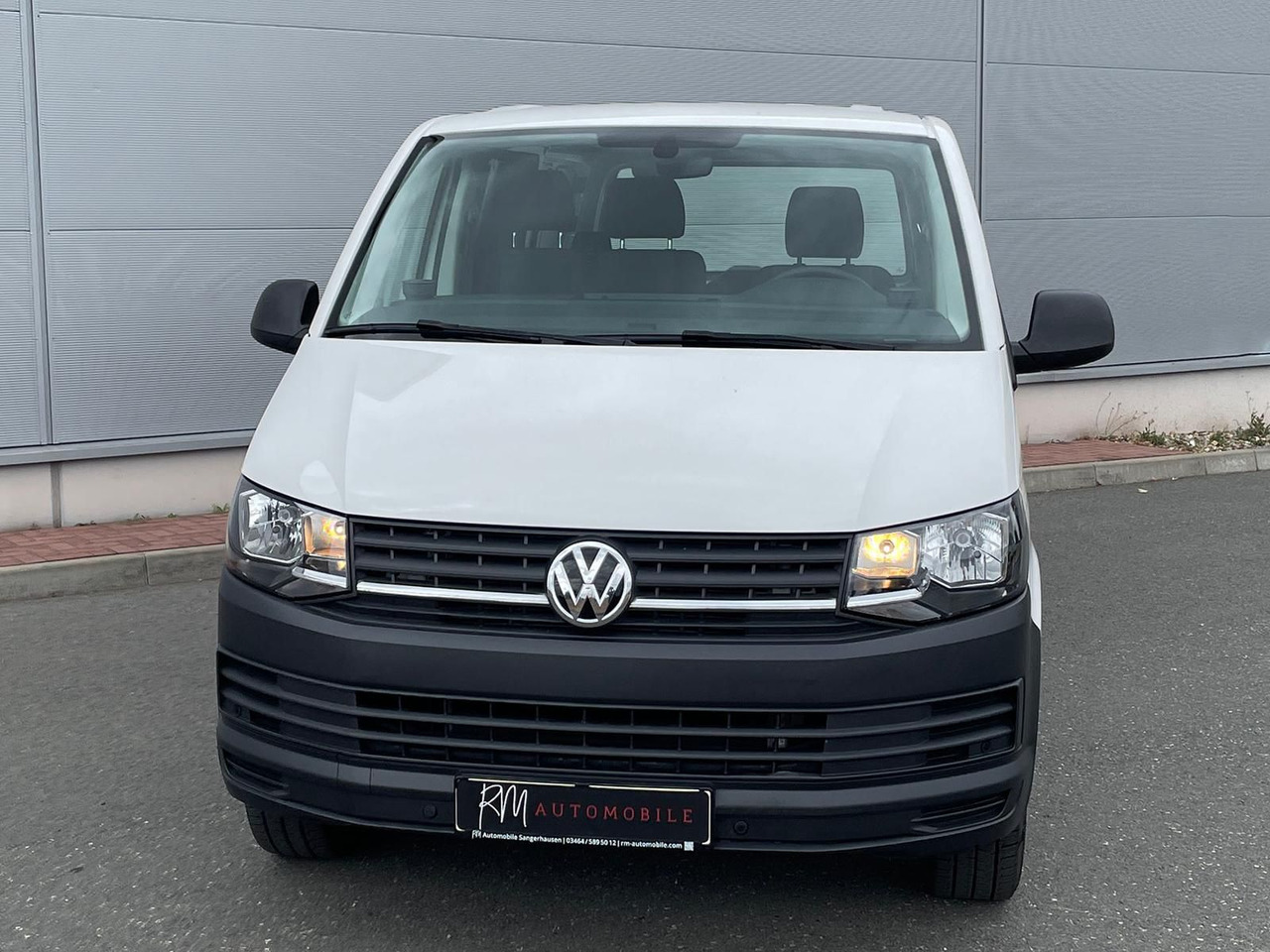 Volkswagen T6 Transporter 2.0 TDI PDC KLIMA - Panel van: picture 4 Volkswagen T6 Transporter 2.0 TDI PDC KLIMA - Panel van: picture 4