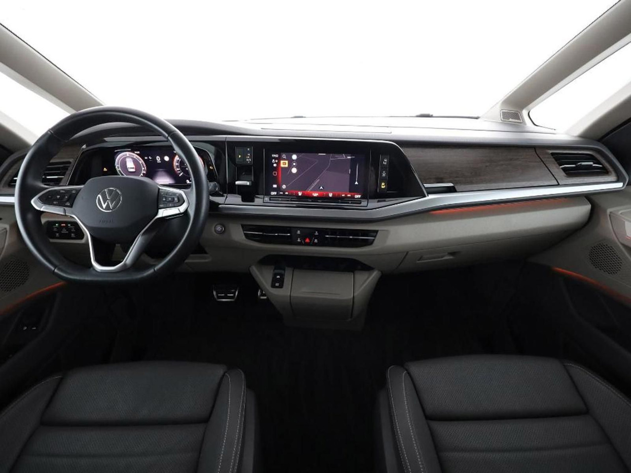 Volkswagen T7 Multivan Style eHybrid LR 4MOTION AHK ACC - Minibus, Passenger van: picture 4 Volkswagen T7 Multivan Style eHybrid LR 4MOTION AHK ACC - Minibus, Passenger van: picture 4