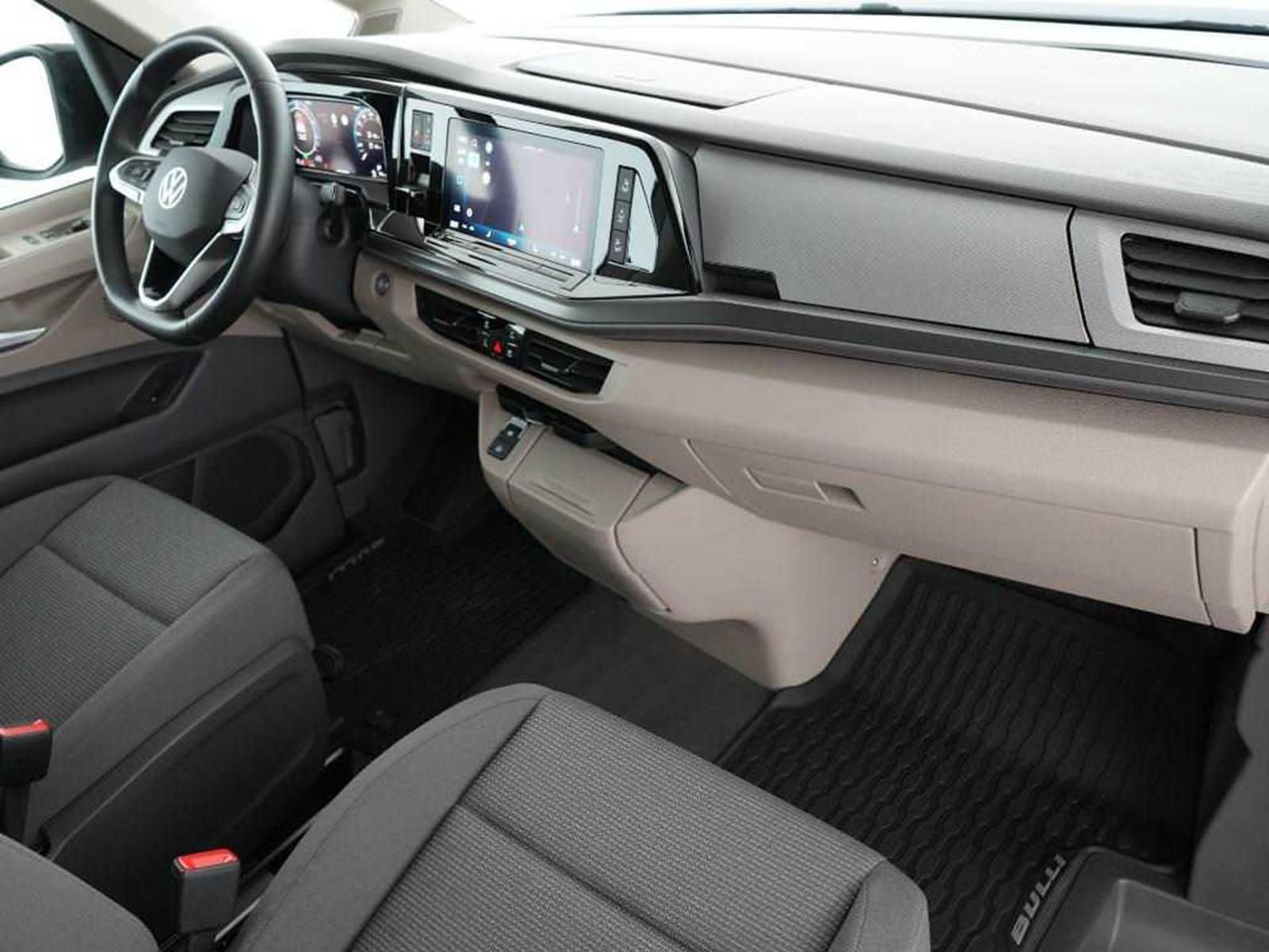 Volkswagen T7 Multivan eHybrid lang 4MOTION NAVI AHK ACC - Minibus, Passenger van: picture 3 Volkswagen T7 Multivan eHybrid lang 4MOTION NAVI AHK ACC - Minibus, Passenger van: picture 3