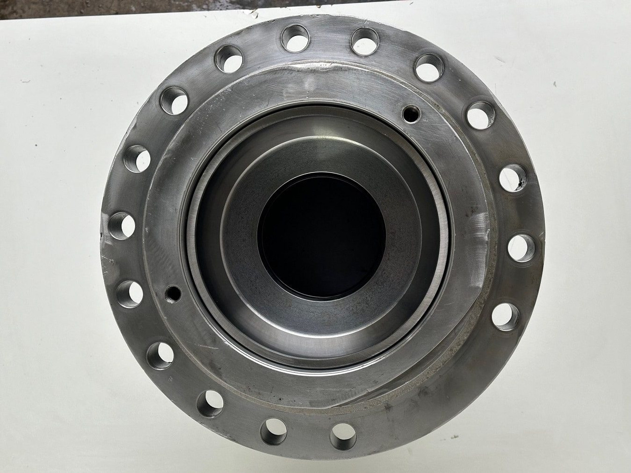 Swing motor for Crawler excavator Liebherr Abtriebswellengehäuse inkl. Innenrad ID-Nr.90006015 - ID-Nr.90005980 mit Kegelrollenlager ID-Nr.746231701.  SAT325/274. R946, R950, RZG390 SME. #90006015.04.11#: picture 10