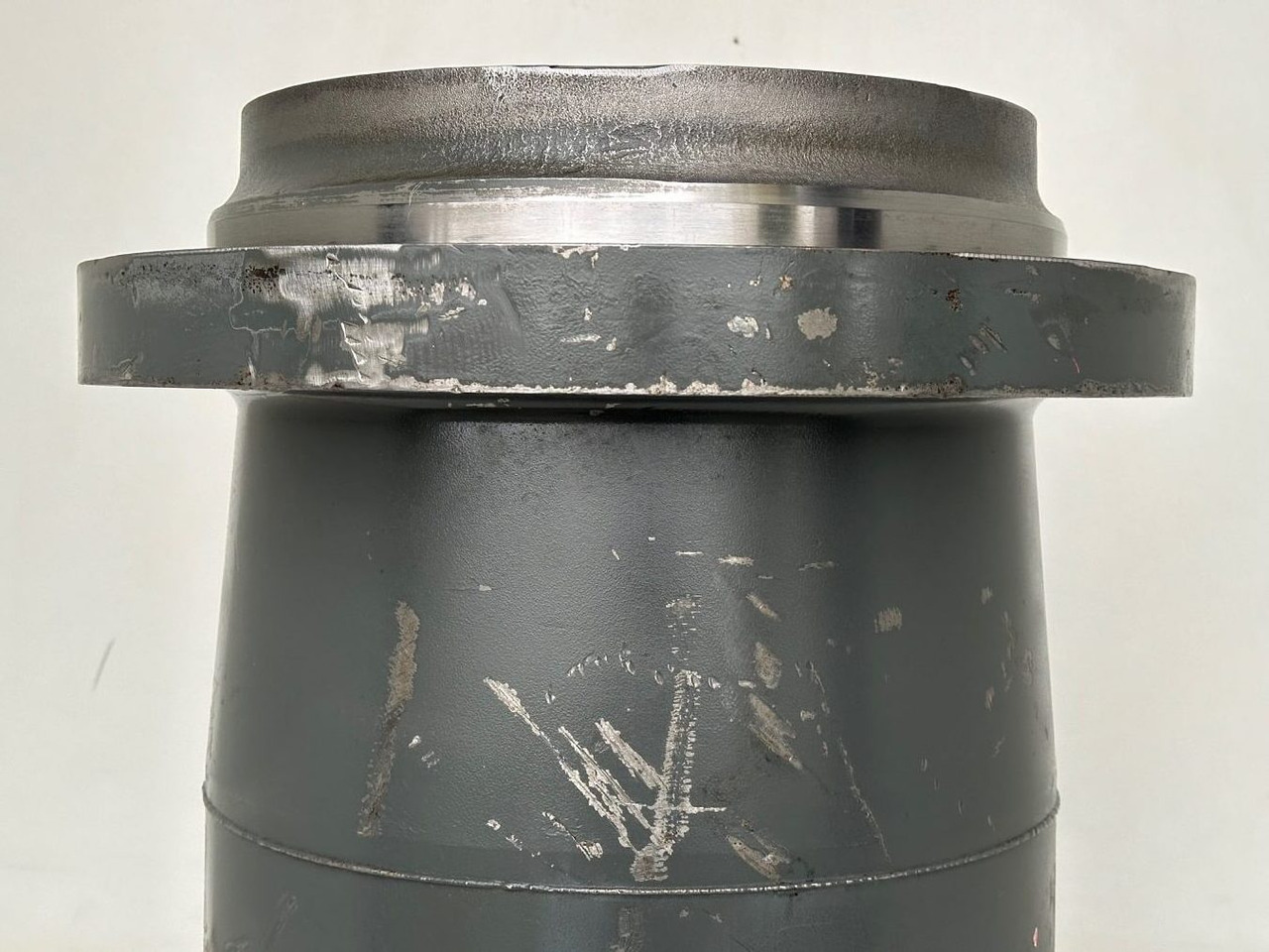 Swing motor for Crawler excavator Liebherr Abtriebswellengehäuse inkl. Innenrad ID-Nr.90006015 - ID-Nr.90005980 mit Kegelrollenlager ID-Nr.746231701.  SAT325/274. R946, R950, RZG390 SME. #90006015.04.11#: picture 8