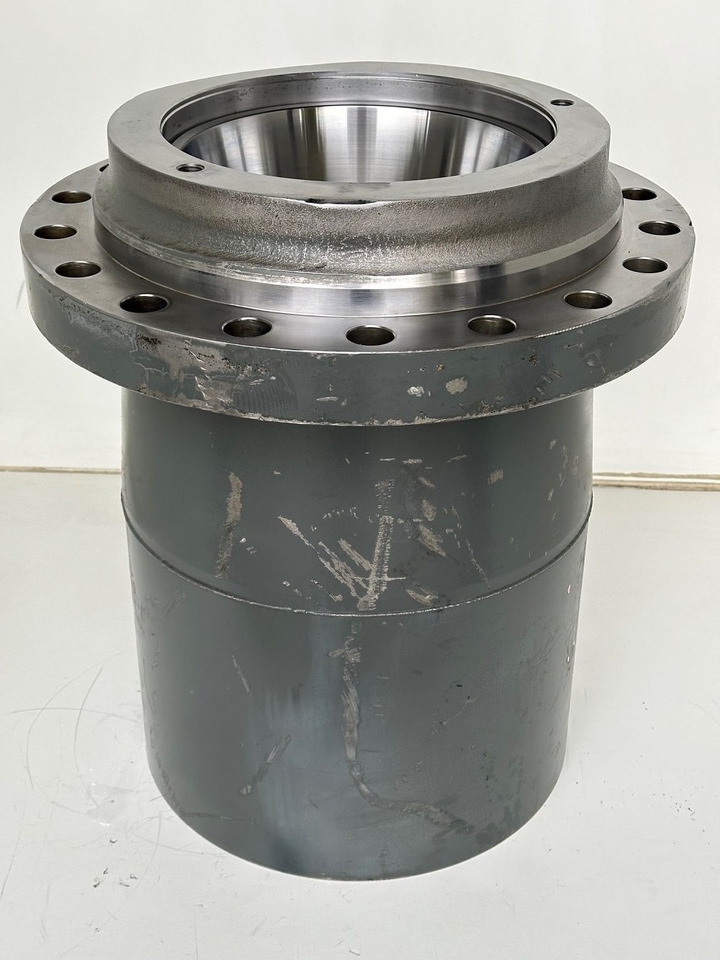 Swing motor for Crawler excavator Liebherr Abtriebswellengehäuse inkl. Innenrad ID-Nr.90006015 - ID-Nr.90005980 mit Kegelrollenlager ID-Nr.746231701.  SAT325/274. R946, R950, RZG390 SME. #90006015.04.11#: picture 6