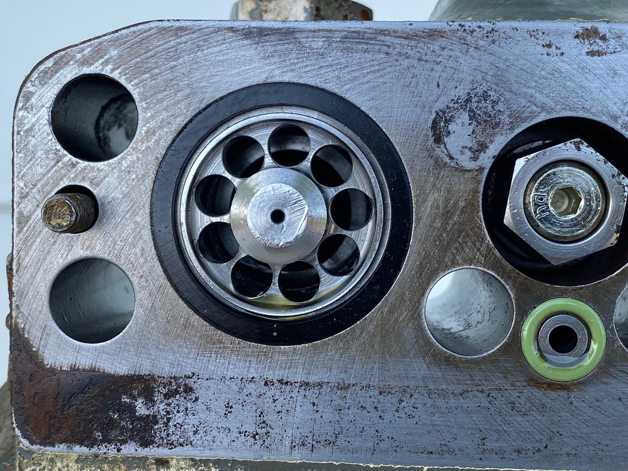 Final drive for Crawler excavator Liebherr Bremsventil ID-Nr.10471957.  LOS914, LOS924, R902, R904, R912, R914, R922, R924, R924 COMP, R924 COMPA.  #STM20.05##: picture 8