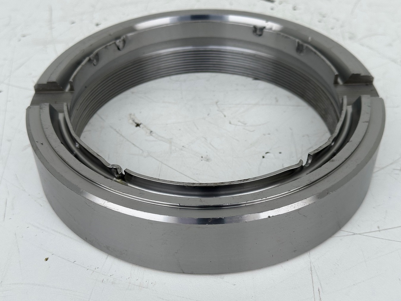 Liebherr Nutmutter ID-Nr.9443117 - ID-Nr.944311703. LH110,A974,LOS974,P974,P976,R974,R976,R980,P994,P995,R944,R995. #944311703.27.12.01# - Gearbox for Construction machinery: picture 2 Liebherr Nutmutter ID-Nr.9443117 - ID-Nr.944311703. LH110,A974,LOS974,P974,P976,R974,R976,R980,P994,P995,R944,R995. #944311703.27.12.01# - Gearbox for Construction machinery: picture 2