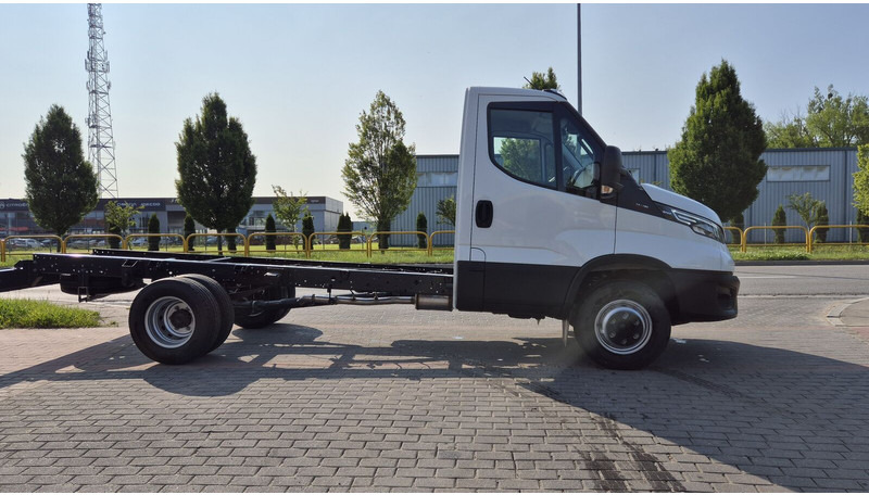 Iveco Daily 70C18 - nowe! - Cab chassis truck: picture 4 Iveco Daily 70C18 - nowe! - Cab chassis truck: picture 4