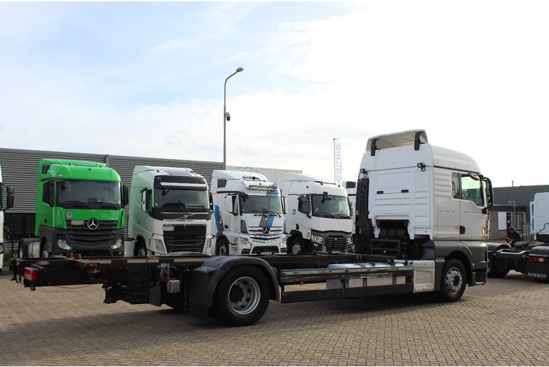 MAN TGX 18.430 * EURO6 * 4X2 * - Cab chassis truck: picture 4 MAN TGX 18.430 * EURO6 * 4X2 * - Cab chassis truck: picture 4