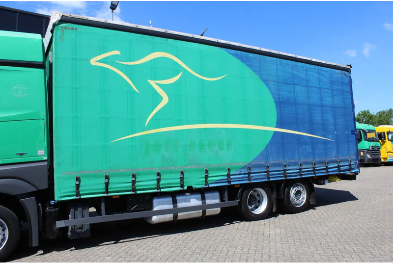 Mercedes-Benz Actros 1842 * EURO6 * 6X2 * - Curtainsider truck: picture 4 Mercedes-Benz Actros 1842 * EURO6 * 6X2 * - Curtainsider truck: picture 4