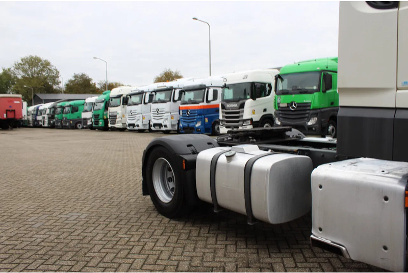 Tractor unit DAF XF 106.480 * RETARDER * BIG TANK * 4X2 * BIG SPACE *: picture 9 Tractor unit DAF XF 106.480 * RETARDER * BIG TANK * 4X2 * BIG SPACE *: picture 9