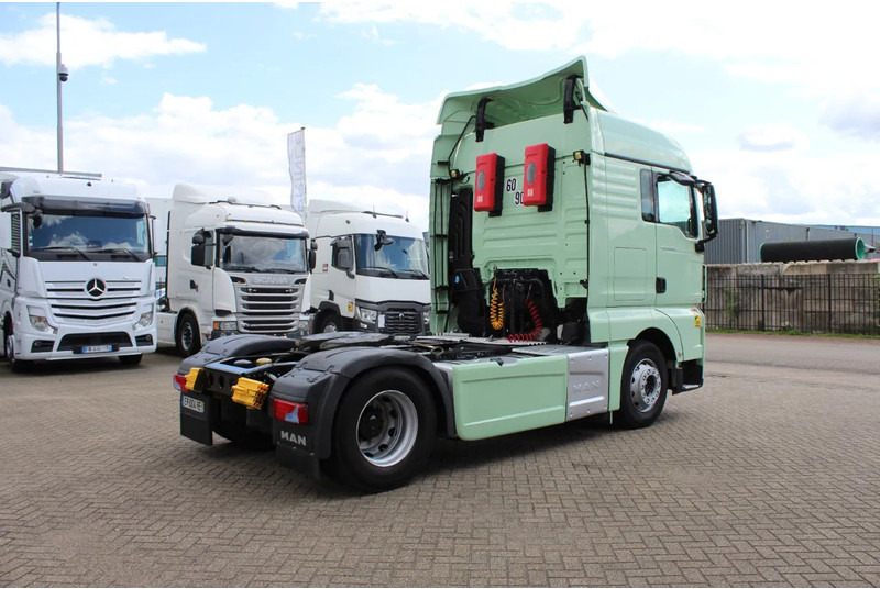 MAN TGX 18.460 * RETARDER * 2 TANK * ADR * FULL FULL OPTION * - Tractor unit: picture 5 MAN TGX 18.460 * RETARDER * 2 TANK * ADR * FULL FULL OPTION * - Tractor unit: picture 5
