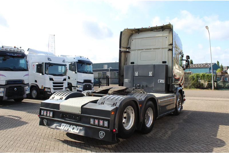 Scania R730 V8 * RETARDER * 6X2 * FULL FULL OPTION * HYDRAULIC * - Tractor unit: picture 4 Scania R730 V8 * RETARDER * 6X2 * FULL FULL OPTION * HYDRAULIC * - Tractor unit: picture 4